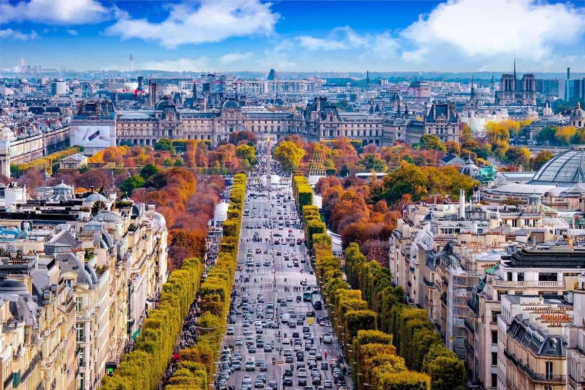 Đại Lộ Champs Elysees mùa thu.jpg